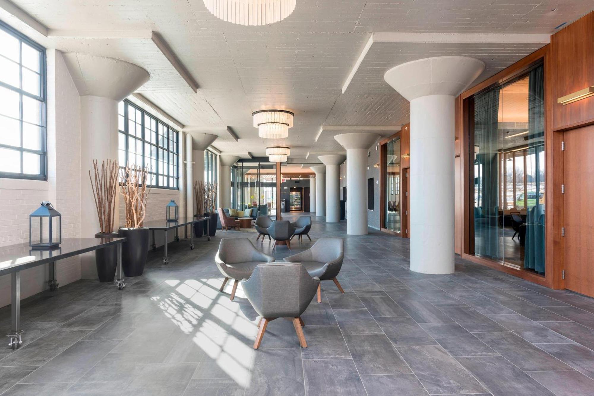 Courtyard By Marriott Waterloo Cedar Falls Eksteriør bilde