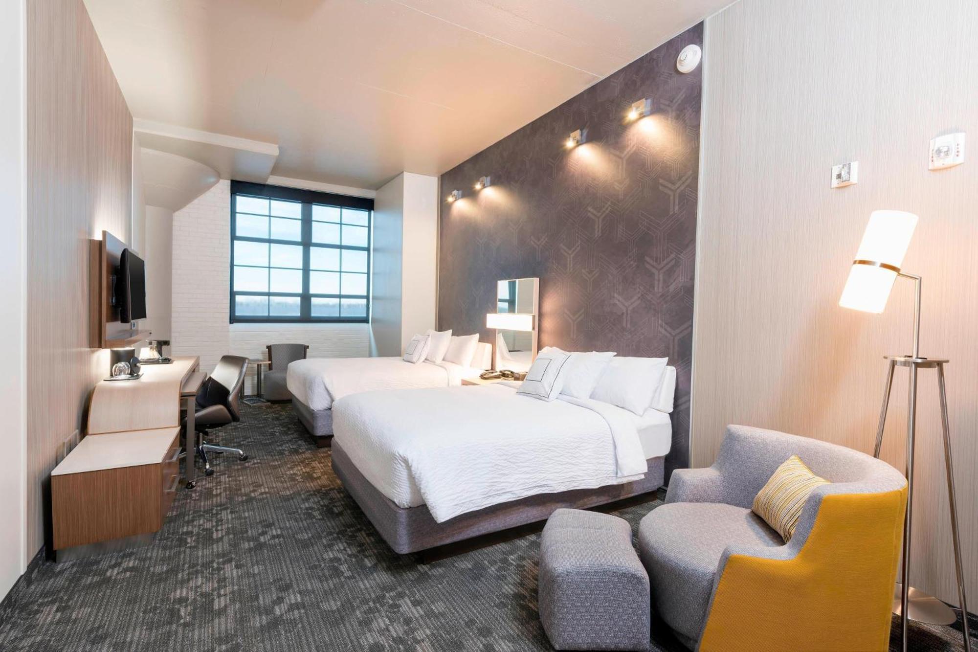 Courtyard By Marriott Waterloo Cedar Falls Eksteriør bilde