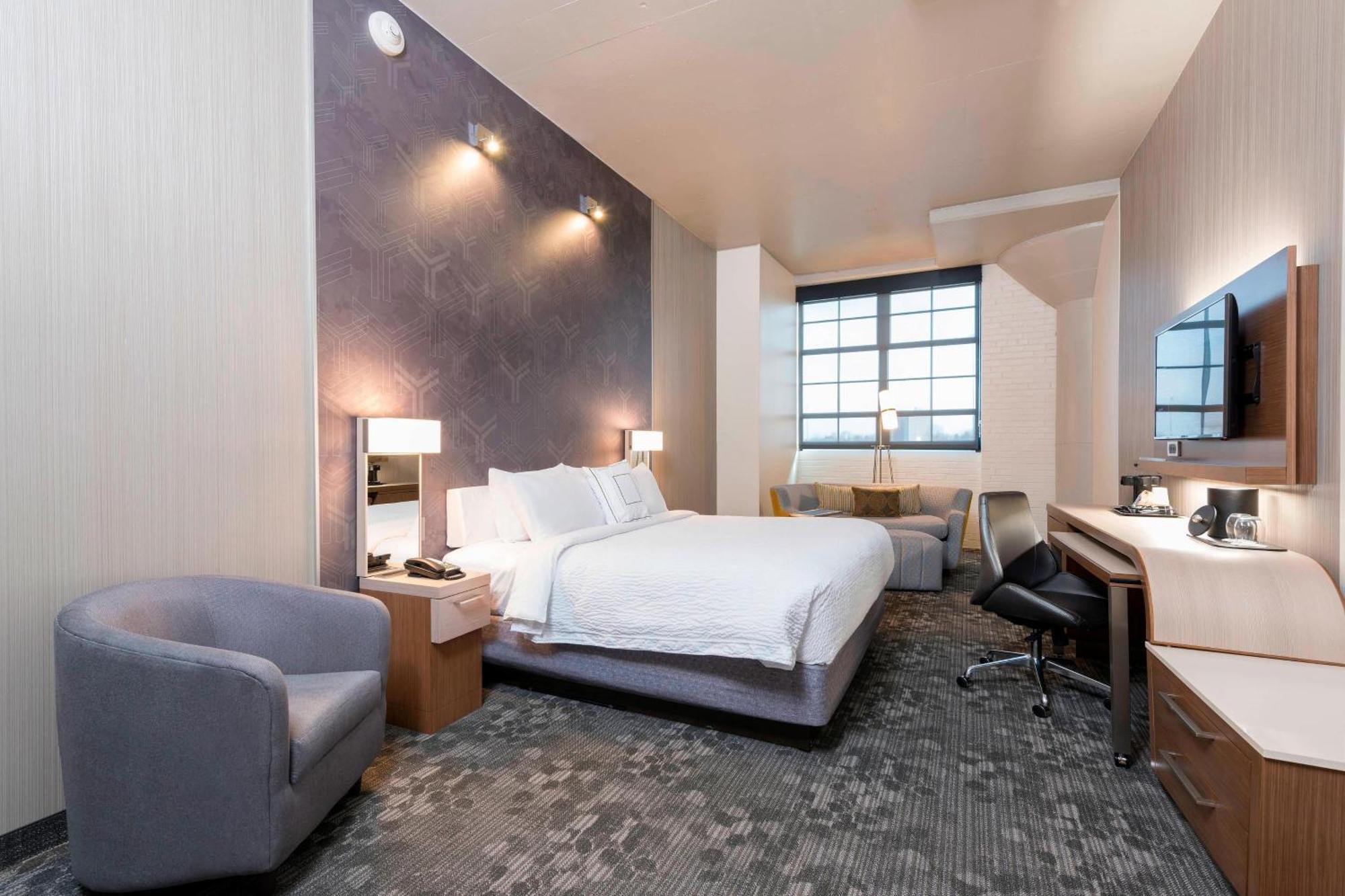 Courtyard By Marriott Waterloo Cedar Falls Eksteriør bilde